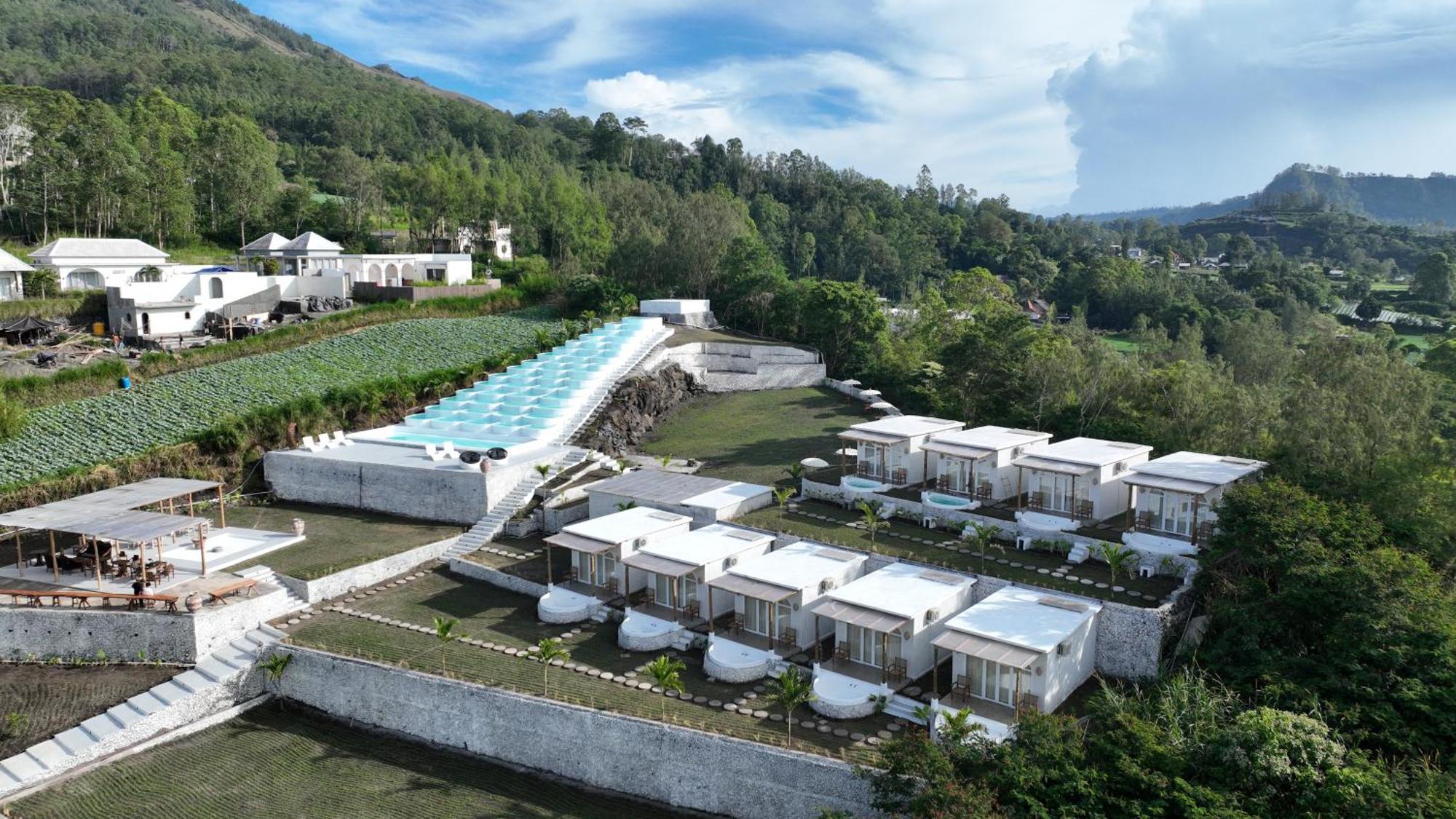 Cinze Villas And Hot Spring Kubupenlokan Ngoại thất bức ảnh
